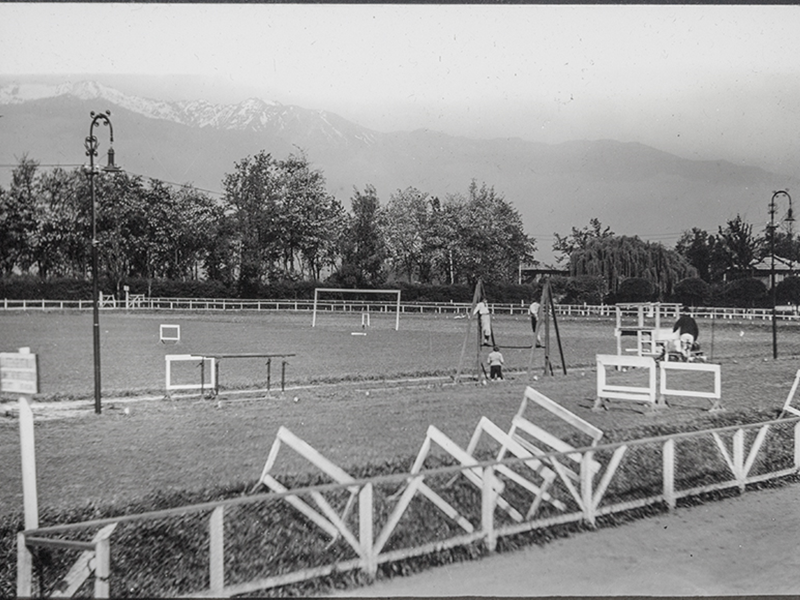 El campo de deportes alemán en Santiago (Los Leones)