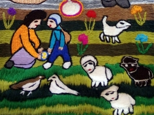 Obra textil de paisaje patrimonial bordado en lana de colores